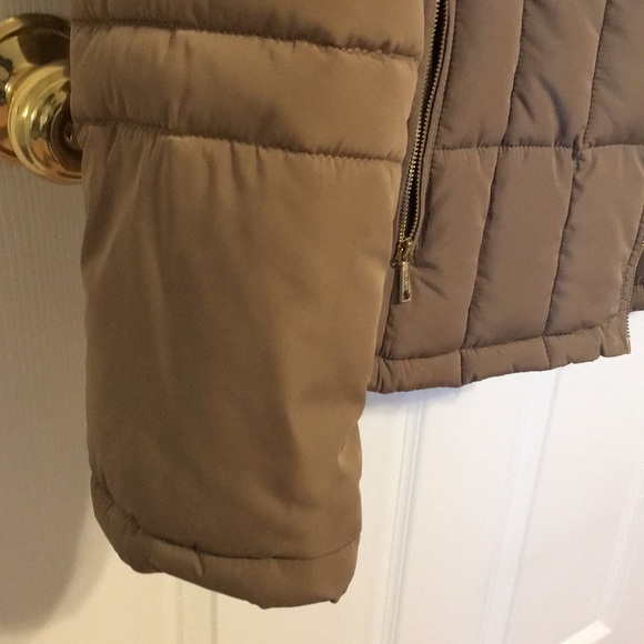 CALVIN KLEIN WATER RESISTANT JACKET - Picture 3 of 8